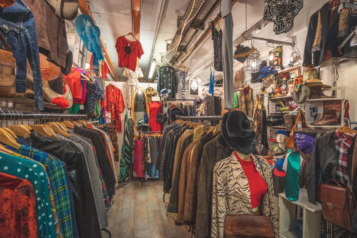 Non touristy things to do in London - Brick Lane Market